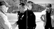 Video emoționant! Cum a reacționat Bruce Willis când s-a întâlnit cu polițiștii-eroi pe străzile din Los Angeles. E prima apariție publică de când a fost diagnosticat cu demență: „Cu adevărat un om uimitor!”