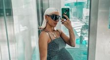 Alina Ceușan, în costum de baie înainte să nască! Iată cum s-a lăsat fotografiată