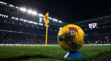 Un fotbalist în vârstă de doar 27 de ani a murit după ce a participat la o petrecere. Oamenii legii iau în calcul posibilitatea ca prietenii acestuia să fi fost complici