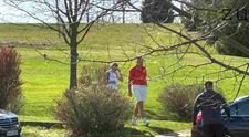 Fostul președinte Klaus Iohannis, un împătimit al golfului! Joacă împreună cu soția sa în fiecare săptămână