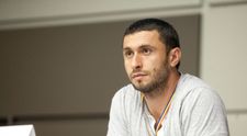 Interviu cu Dragos Bucur: Cum a blocat LA-ul cu filmul sau si cum a realizat cea mai spectaculoasa scena din cariera