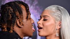 Parcă turnau un film XXX. Cine sunt artiștii care s-au dat în stambă la premiile American Music Awards