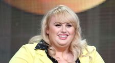 Actrița Rebel Wilson s-a pozat în costum de baie după ce a slăbit peste 30 de kilograme