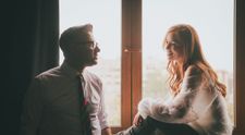 Vunk a lansat „Felicitări, ai reușit”, îndemn către reflexie și atenție pentru suflet! Olimpia Melinte, în clip