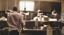 (P) 9 lucruri care îți afectează profitul restaurantului