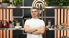 MasterChef 2024, 16 septembrie. Povestea impresionantă de viață a lui Alessandro Lusito, concurentul care a fost nevoit să vină în România din cauza Mafiei Italiene! Cum a reacționat Chef Florin Dumitrescu atunci când i-a auzit povestea