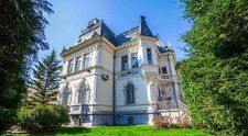 Fostul sediu al Ambasadei SUA la București, scos la vânzare pentru o sumă colosală. Cum arată palatul