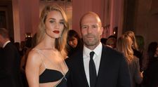 Imagini rare cu copiii lui Jason Statham și ai lui Rosie Huntington-Whiteley! Actorul e topit după cei mici
