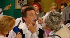 Petrica Matu Stoian si-a ras proverbiala mustata la Happy Hour