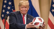 Seria incredibilă de eșecuri care a dat naștere „blestemului Trump”. Fanii sunt convinși că președintele american aduce ghinion după înfrângerea usturătoare la Cupa Mondială
