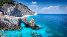 Focar de salmonella în Grecia! Unde au fost depistate peste 30 de cazuri de infectare