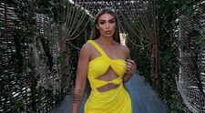 Fiica Anamariei Prodan, siluetă de supermodel la mare. Cum s-a afișat Sarah la plajă și într-un club de fițe