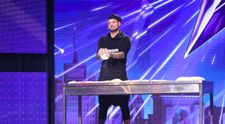 George Toader a făcut show total cu aluat de pizza, la Românii au talent, sezonul 9