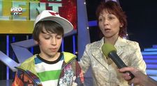 Mama lui Cosmin Agache a luat un calmant dupa ce a aflat ca fiul a ajuns in finala! INTERVIU EXCLUSIV
