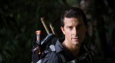 Bear Grylls, despre cea mai înspăimântătoare întâmplare din viața lui: “Mi-am rupt spatele în trei locuri”