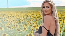 Andreea Banică lansează un nou single „De nebună”
