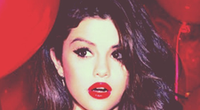 Selena Gomez, goala intr-o fotografie pe Instagram. Fanilor nu le-a venit sa creada ca a publicat chiar ea asa ceva
