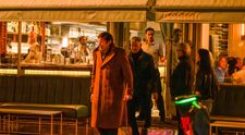 Împăcarea anului la Hollywood! Paparazzii l-au surprins pe Pierce Brosnan alături de fiul cel mare, cu care a rupt orice legătură în urmă cu 20 de ani. Christopher s-a luptat cu dependența de droguri