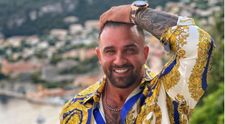 Alex Bodi are o nouă cucerire. Cine este bomba sexy care i-ar fi iubită