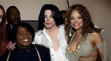 Seamănă izbitor cu fratele Michael. Cum au transformat-o operațiile estetice pe La Toya Jackson