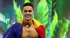 Ce gest frumos a făcut David Popovici la sosirea în țară. Momentul care i-a emoționat pe toți cei prezenți la Aeroportul Otopeni
