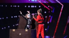 Românii au talent 2022: Alisa și Liudmila Doțenco i-au cucerit pe jurați cu momentul lor de dans