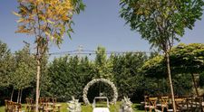 (P) Eleganța naturii: cununia în aer liber, noul trend al nunților rafinate