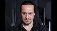 VIDEO Provocare culinară pentru Claudiu Bleonț