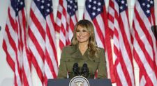 Cardi B, scandal imens cu Melania Trump! A postat pe net poze nud cu Prima Doamnă a SUA