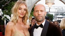 Jason Statham, așa cum rar poate fi văzut în public. Durul de la Hollywood a ieșit cu familia la plimbare