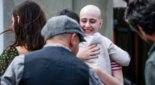 VIDEO Cine e Simona Pătrașc, fata de la Visuri la cheie care râde durerii în față