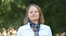 La 62 de ani, Jodie Foster a renunțat la machiaj și alte artificii. A apărut cu părul cărunt și cu ridurile la vedere