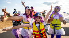 Red Bull Flugtag 2023 | 38 de piloți trăsniți au sfidat gravitația cu mașinăriile lor zburătoare. Pegasus 27 a câștigat competiția