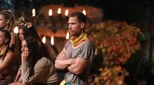 Darius și Laurențiu au ajuns la cuțite la începutul consiliului tribal. Membrul tribului dragonilor este convins că cei patru concurenți veniți din exil au format o bisericuță puternică : „Aveți grijă! Amenințarea se află între voi”