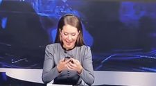 Cine este prezentatoarea care a vrut să le arate colegilor un video amuzant, dar a uitat că este în direct. „Cred că a fost concediată”