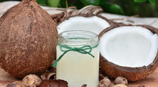 (P) 7 beneficii ale uleiului de cocos
