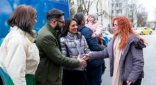 VIDEO Mama care își trăiește visul după ce a luat viața pe cont propriu
