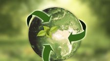 (P) De ce este greu de scăpat de pungile de plastic?