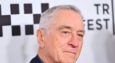 Robert De Niro, vacanță cu iubita în Ibiza. Cum i-au surprins paparazzii