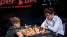 Garry Kasparov ține o lecție de șah pentru copii, în deschiderea turneului de șah Superbet Chess Classic Romania 2021