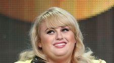 În urmă cu câteva luni era obeză, acum pozează în costum de baie. Rebel Wilson, transformare halucinantă
