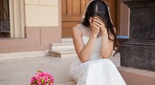 O mireasă și-a lăsat mama să se ocupe de tort, dar ce a urmat i-a șocat pe internauți: „Am văzut sute de eșecuri culinare, dar niciunul nu m-a pregătit pentru acesta”