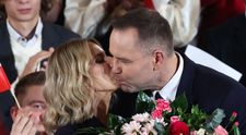 Cine este și cum arată Marta Nawrocka, soția noului președinte al Poloniei, Karol Nawrocki. Ea a fost asul din mâneca candidatului naționalist