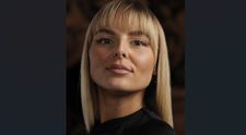 Cine este Daniela Șendrea din „Trădătorii”. A avut un drum plin de transformări și e convinsă că va face față aventurii psihologice