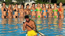 Dan Bilzerian, regele Instagramului, petrecere nebună de Halloween. Imagini din culise