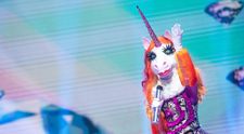 Masked Singer România: Unicornul, apariție intrigantă pe scena show-ului. Ce părere au avut detectivii