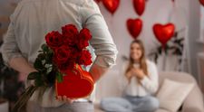 Idei de cadouri pentru Valentine’s Day 2026 cu bani puțini. Cum îți poți surprinde iubita pe 14 februarie