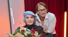 Margareta Pâslaru, la Întrebarea Mesei Rotunde: ”Alte fete din generația mea erau cu umerii goi, decoltate, cu picior... Pe mine nu mă lăsau. Știți de ce?”