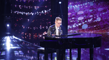 Românii au talent, 24 martie 2023: Adrian Mircescu, un talent înnăscut la pian: 