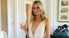 Gwyneth Paltrow a pozat în bikini, la saună. Imaginea de 300.000 de like-uri